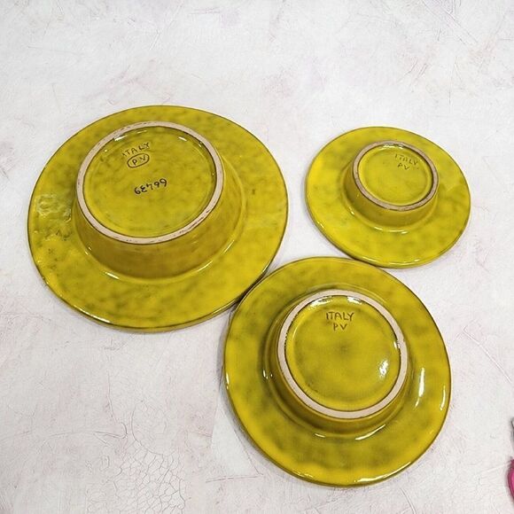 Set of 3 Vtg MC Italy 9"/ 7"/ 6.75" PV Peasant Village Pottery Yellow Ashtrays - Picture 12 of 16